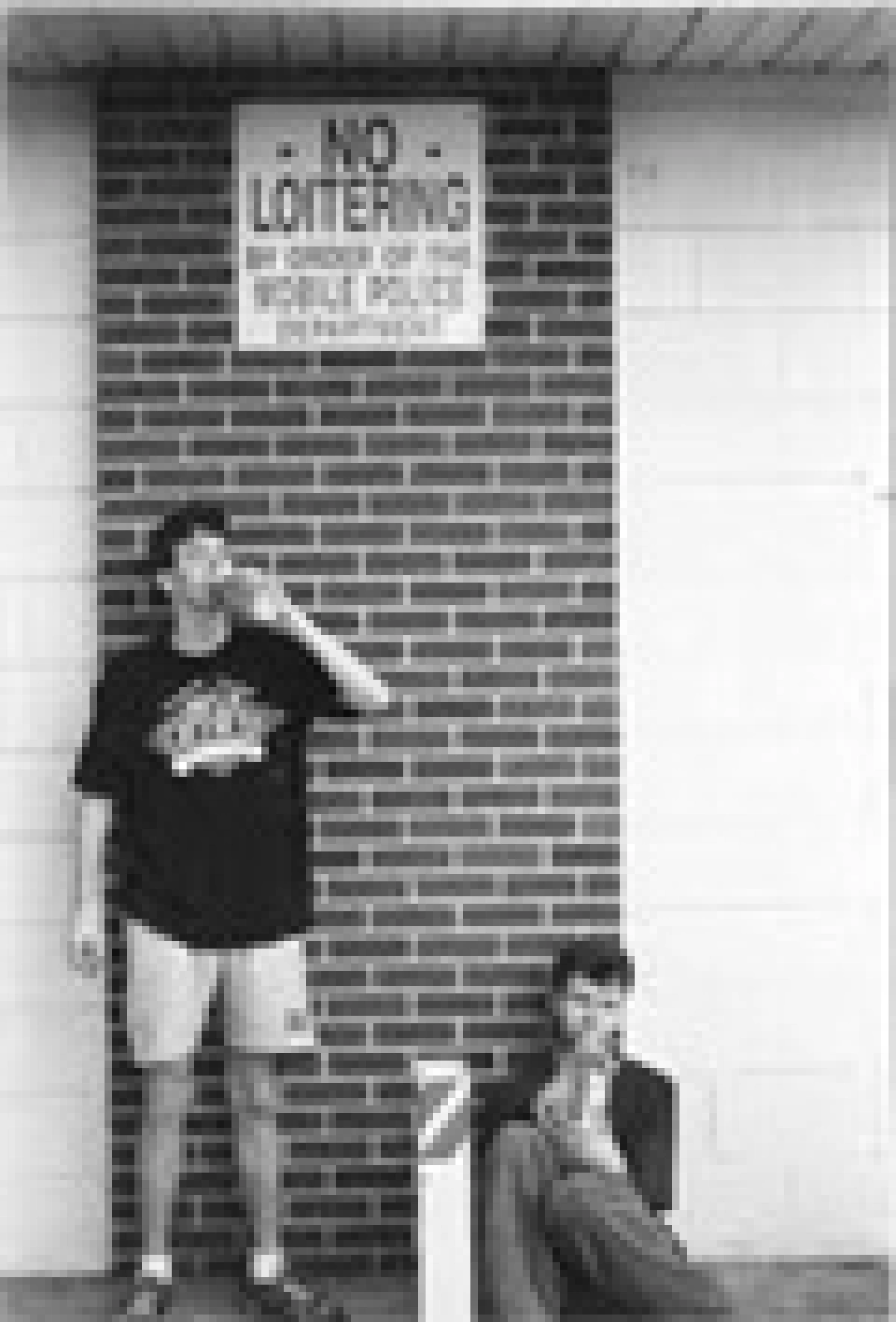 loiter