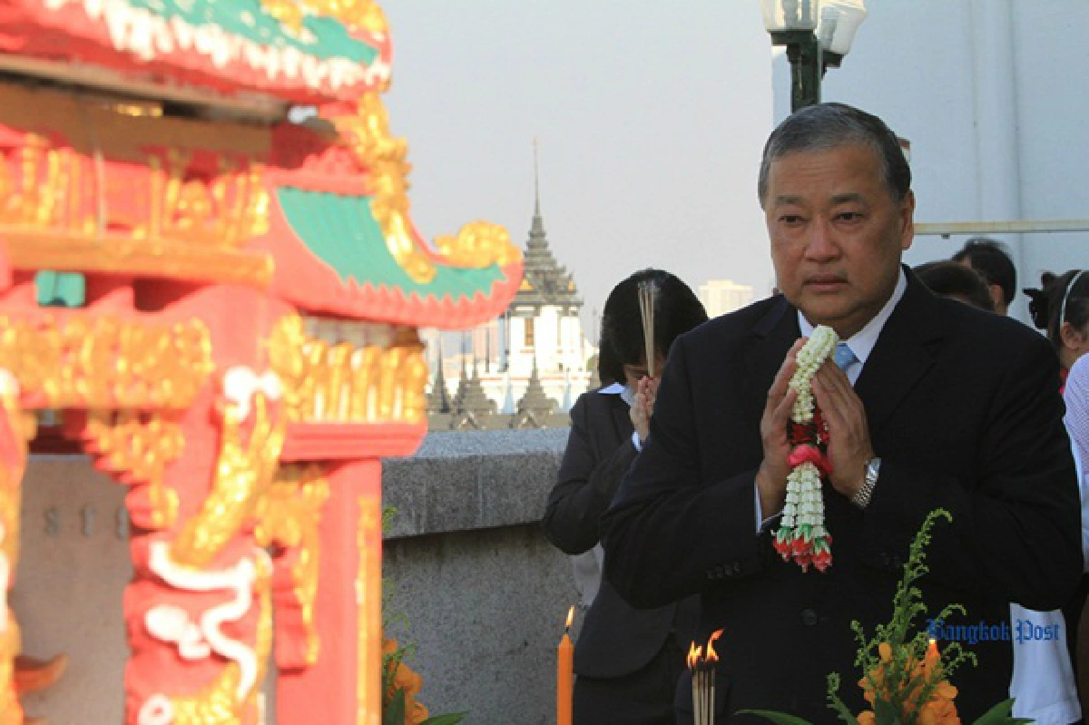 Sukhumbhand resigns as governor