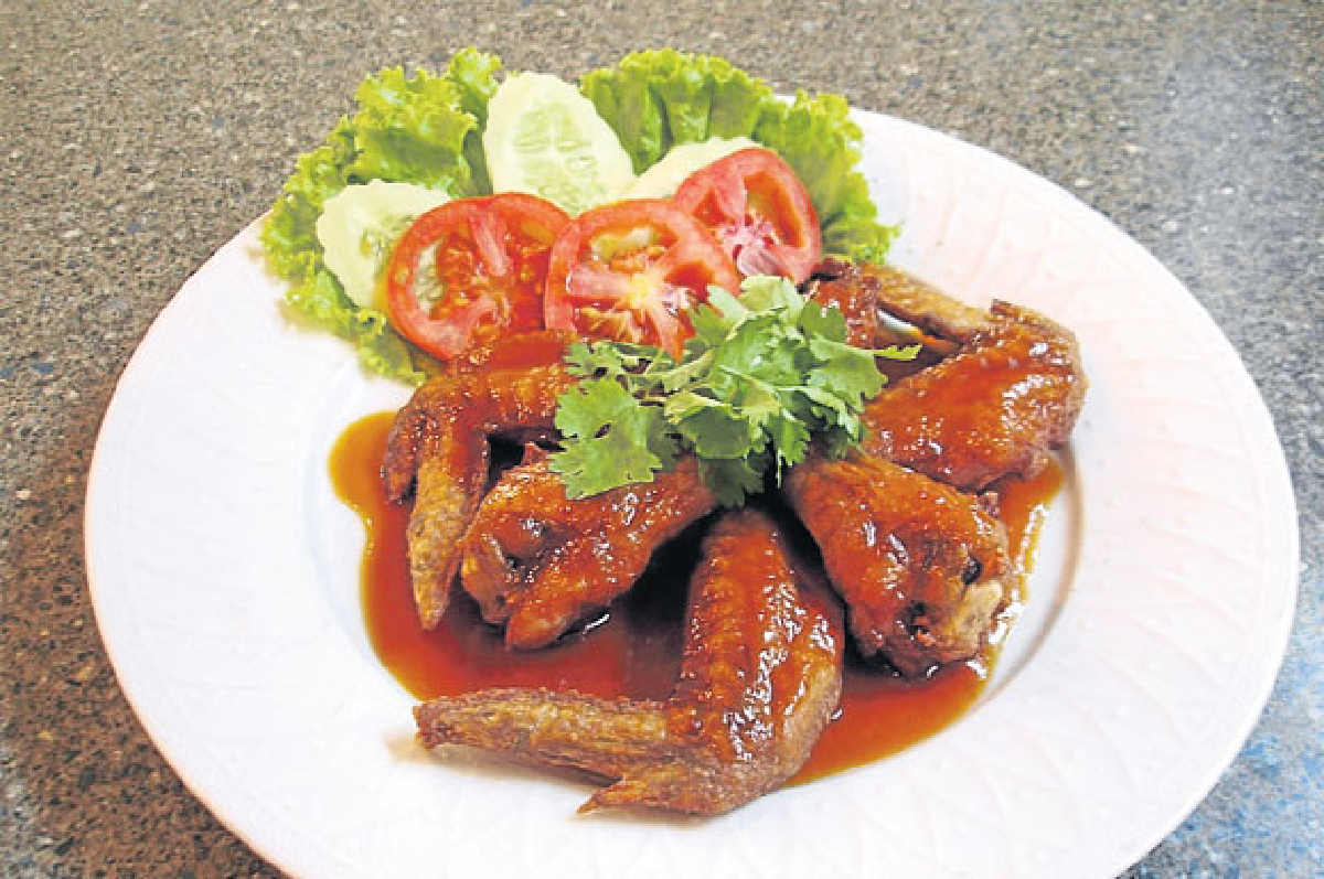 ปีกไก่กรอบเวอร์ซอสน้ำแดง เมนูคู่ใจ วรณี จันทสุวรรณสิน ปีกไก่กรอบเวอร์ซอสน้ำแดง เมนูคู่ใจ วรณี จันทสุวรรณสิน