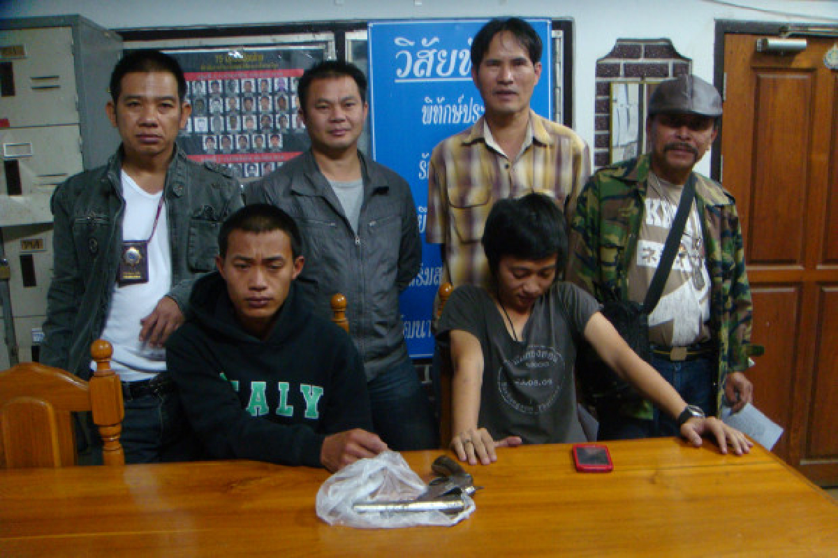 หนุ่มทำปืนลั่นขณะร่วมงานเลี้ยงเจ็บ3 หนุ่มทำปืนลั่นขณะร่วมงานเลี้ยงเจ็บ3