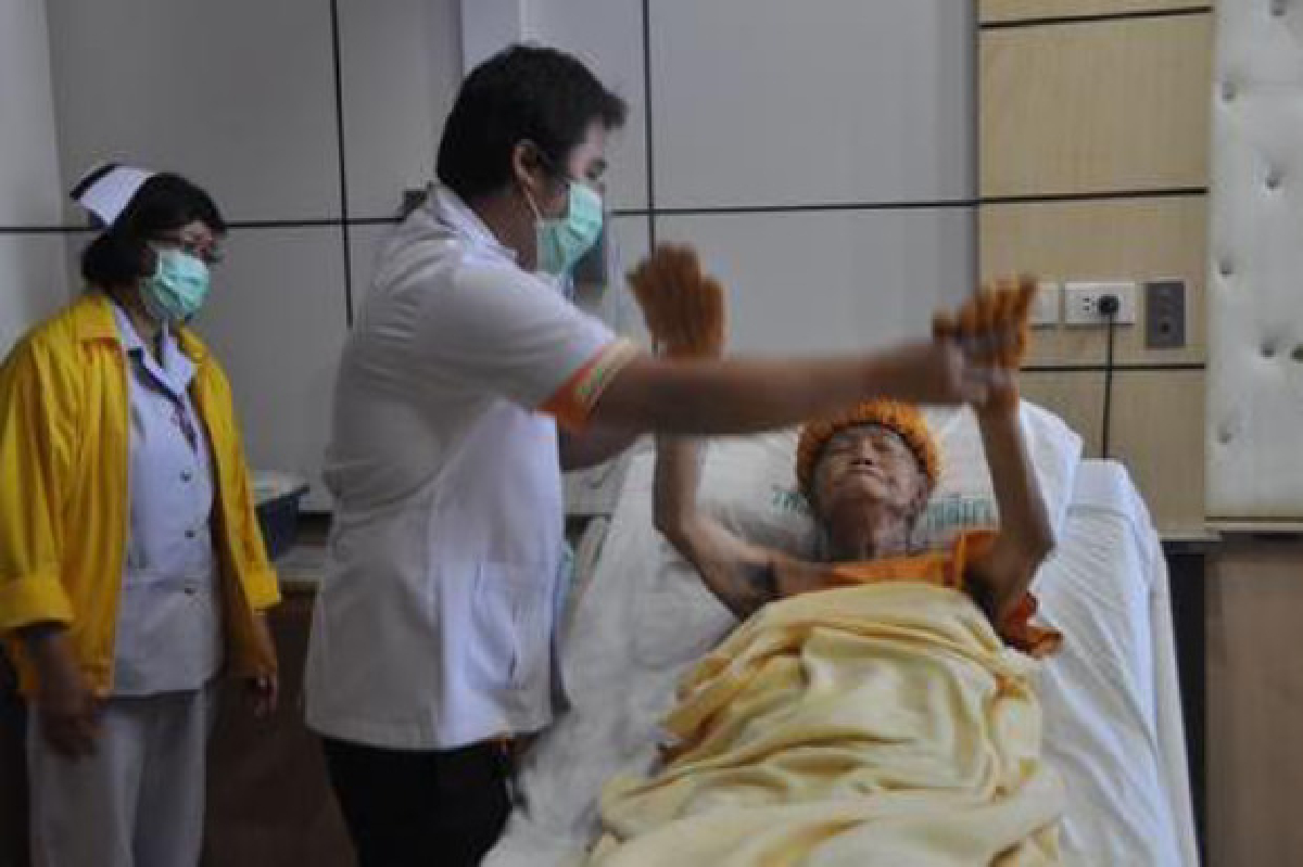 หลวงพ่อคูณอาการดีขึ้น หลวงพ่อคูณอาการดีขึ้น