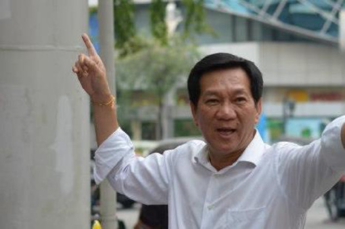 โฆสิตหาเสียงแฟลตทหารชูบริการ24ชม. โฆสิตหาเสียงแฟลตทหารชูบริการ24ชม.