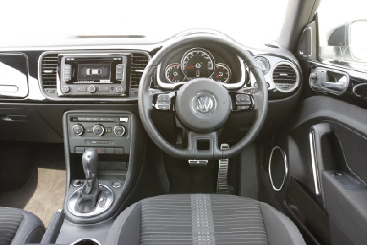 VWบีเทิลส์2.0เทอร์โบ"สาวรักสนุก"