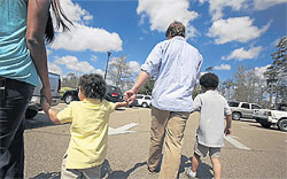 รับมือกับคุณพ่อผู้เงียบขรึม และคุณลูกจอมซน