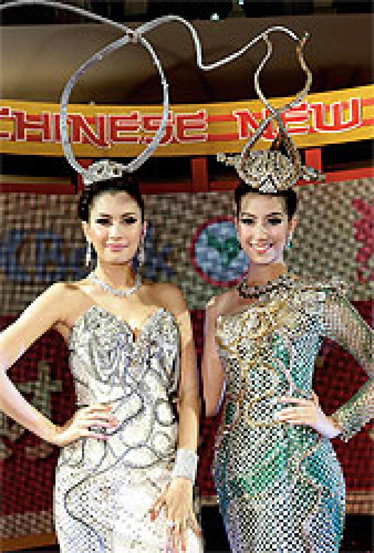 เซ็นทรัล ฉลองตรุษจีน เฮง ปีมะเส็ง 2013 โชว์เพชรพลอย 188 ล้านบาท
