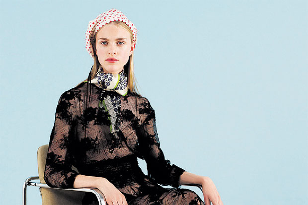 เจ้าพ่อ Prada แผนสูตรสร้างแบรนด์ขั้นเทพ (ตอน 1) เจ้าพ่อ Prada แผนสูตรสร้างแบรนด์ขั้นเทพ (ตอน 1)
