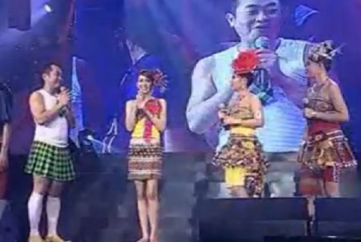 Grenade explosion at Isan temple festival