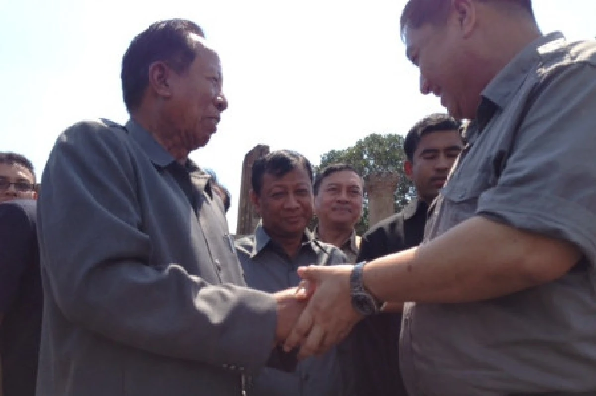 "สุกำพล"พบ"เตียบันห์"ปัดคุยปมพระวิหาร