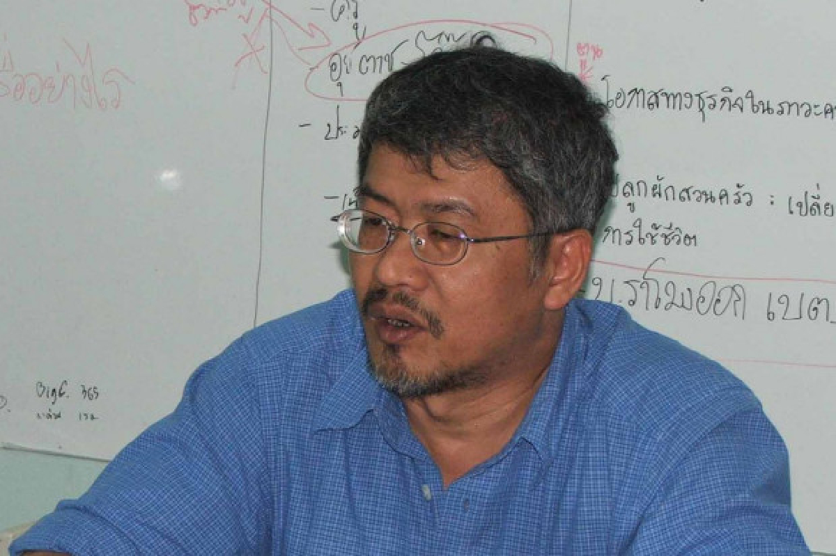 แนะเปิดโอกาสทุกฝ่ายพูดคุยดับไฟใต้ แนะเปิดโอกาสทุกฝ่ายพูดคุยดับไฟใต้