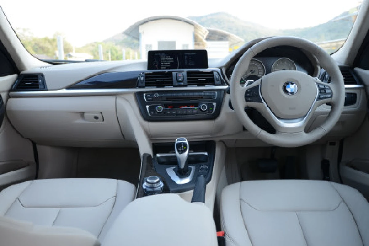 ลองขับ"BMW 3 Hybrid"ร่างทรงM3!