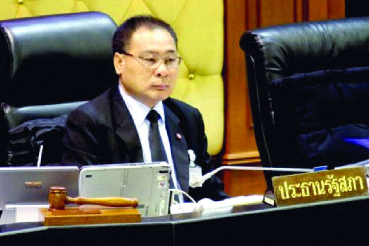 รอวิปรัฐฯเคาะวันแจงผลงานรบ. รอวิปรัฐฯเคาะวันแจงผลงานรบ.