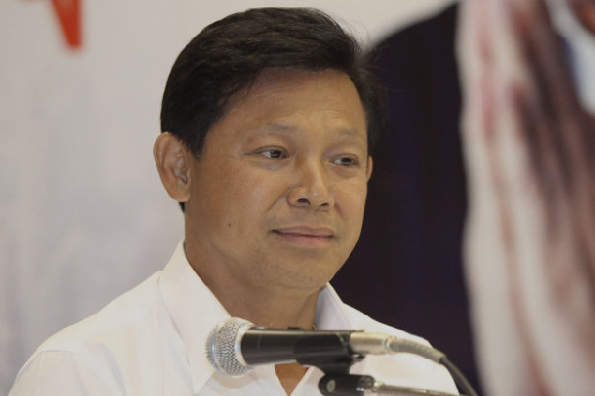 พงศพัศยื่นเรื่องขอกลับเข้าตำรวจ พงศพัศยื่นเรื่องขอกลับเข้าตำรวจ