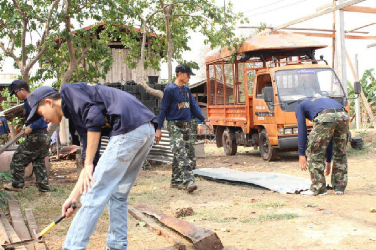 ทหารเร่งช่วยเหยื่อพายุฤดูร้อน ทหารเร่งช่วยเหยื่อพายุฤดูร้อน
