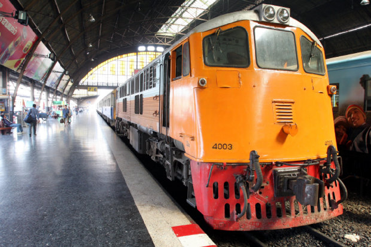 คนเบื่อรถไฟสายอีสานบริการยอดแย่ คนเบื่อรถไฟสายอีสานบริการยอดแย่
