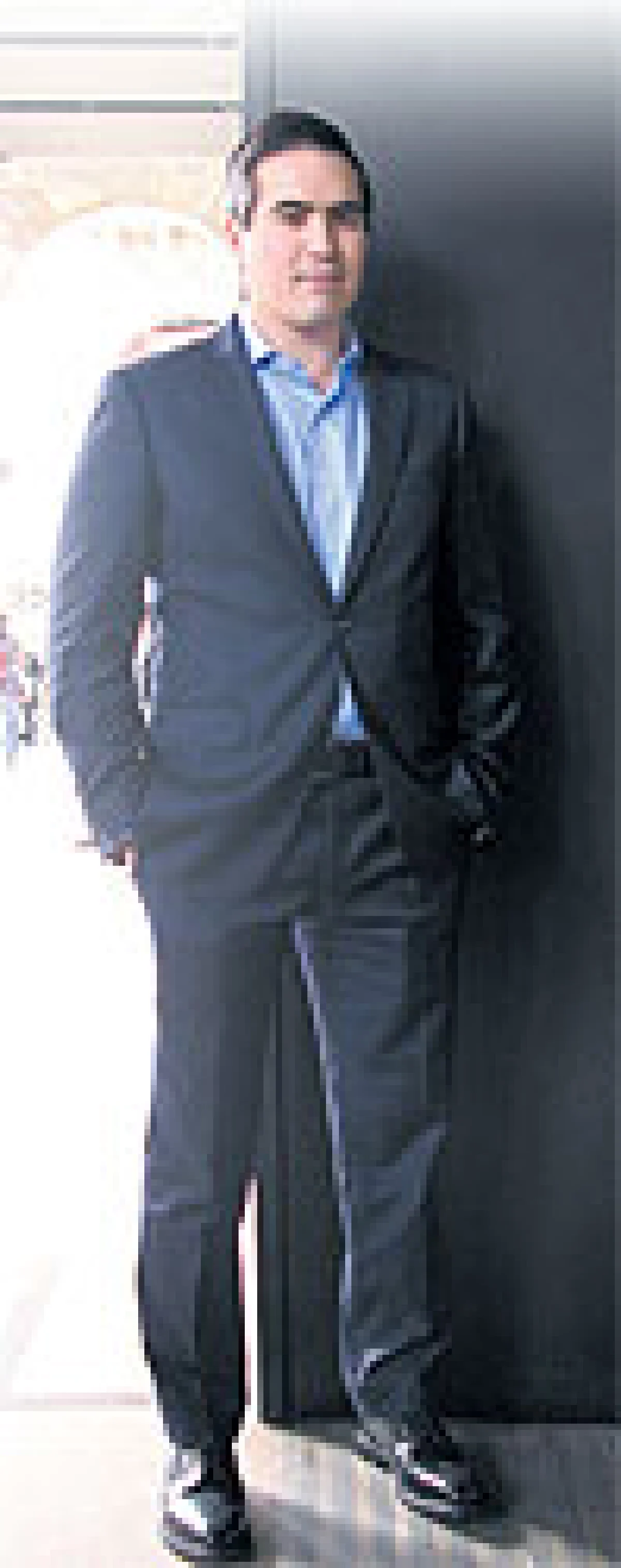 ฌอน คริสโตเฟอร์ ฮิลล์ ทายาทรุ่น 4 จิราธิวัฒน์ เริ่มจากวีเจ สู่มือเทกโอเวอร์หมื่นล้าน