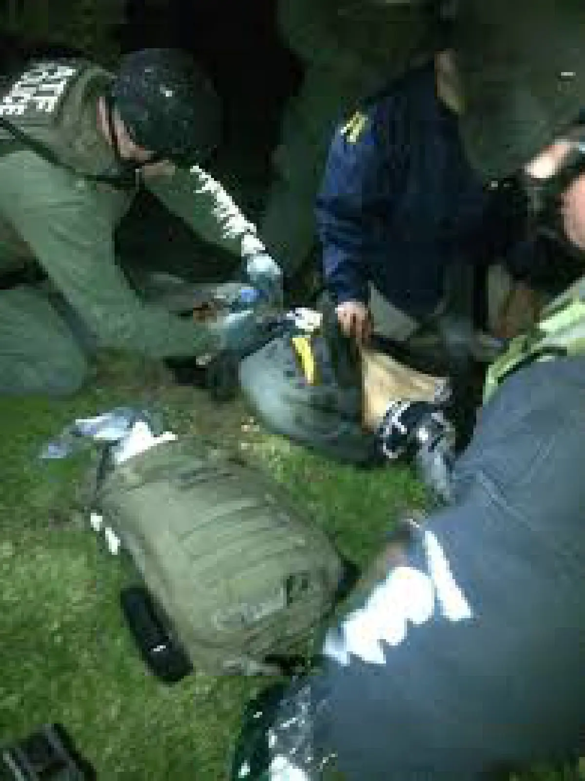 Boston bombing suspect photos released (Saturday update)