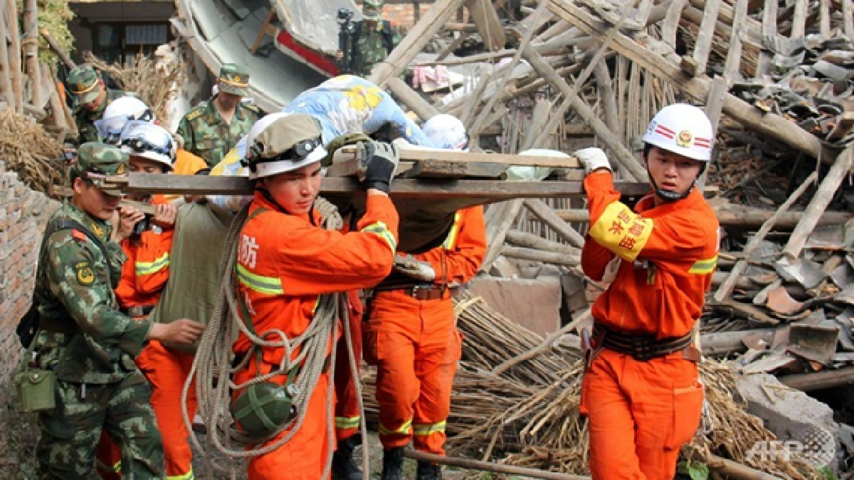 King 'saddened' by deaths in Sichuan quake