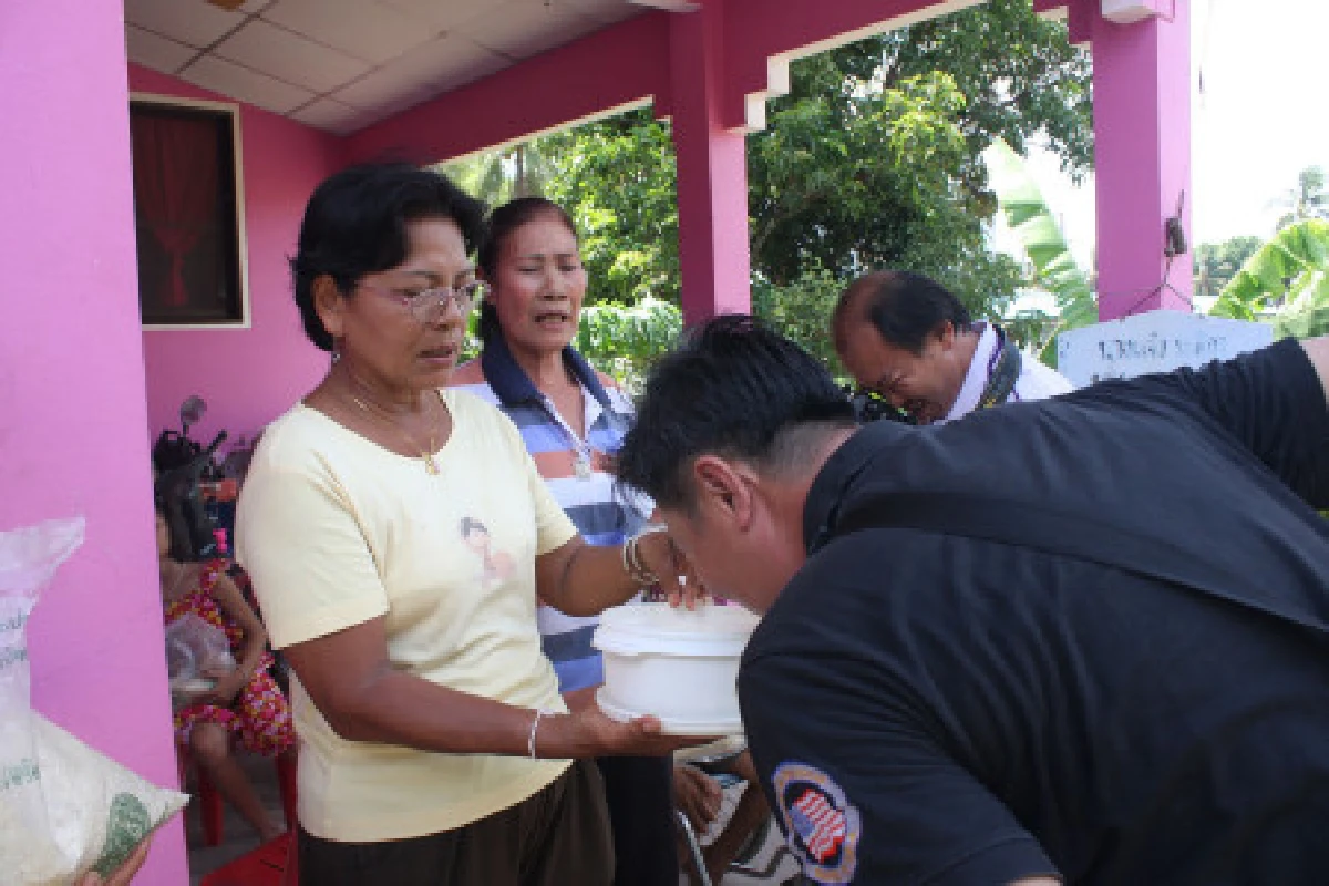 พาณิชย์เร่งตรวจสอบข้าวสารบริจาคเน่า