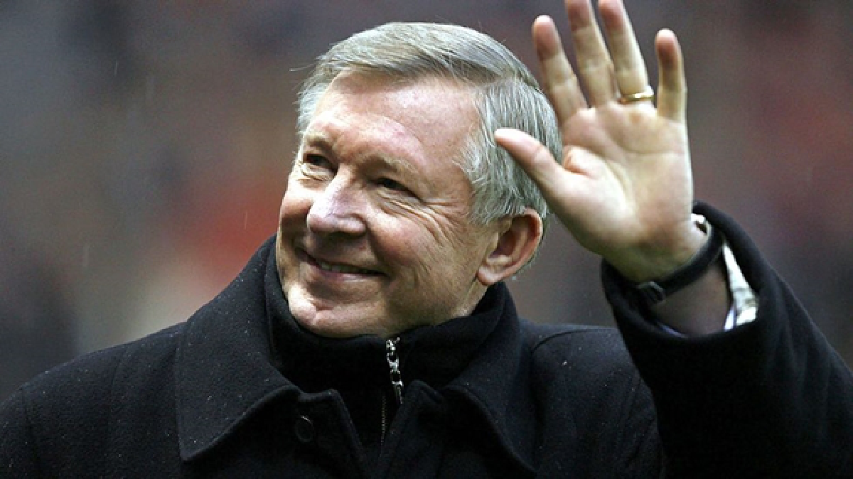 Alex Ferguson retires from Man U; replacement named (updated)