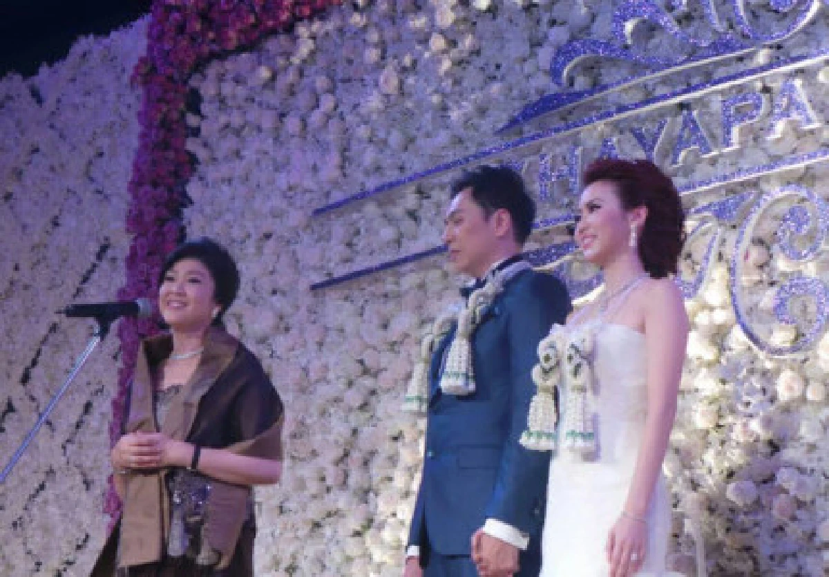 "ยิ่งลักษณ์"เป็นประธานงานแต่งลูกเจ๊แดง