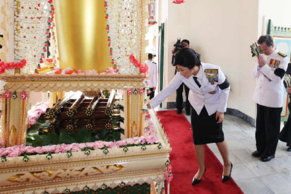 สมเด็จพระเทพฯพระราชทานเพลิงศพ"ชุมพล"