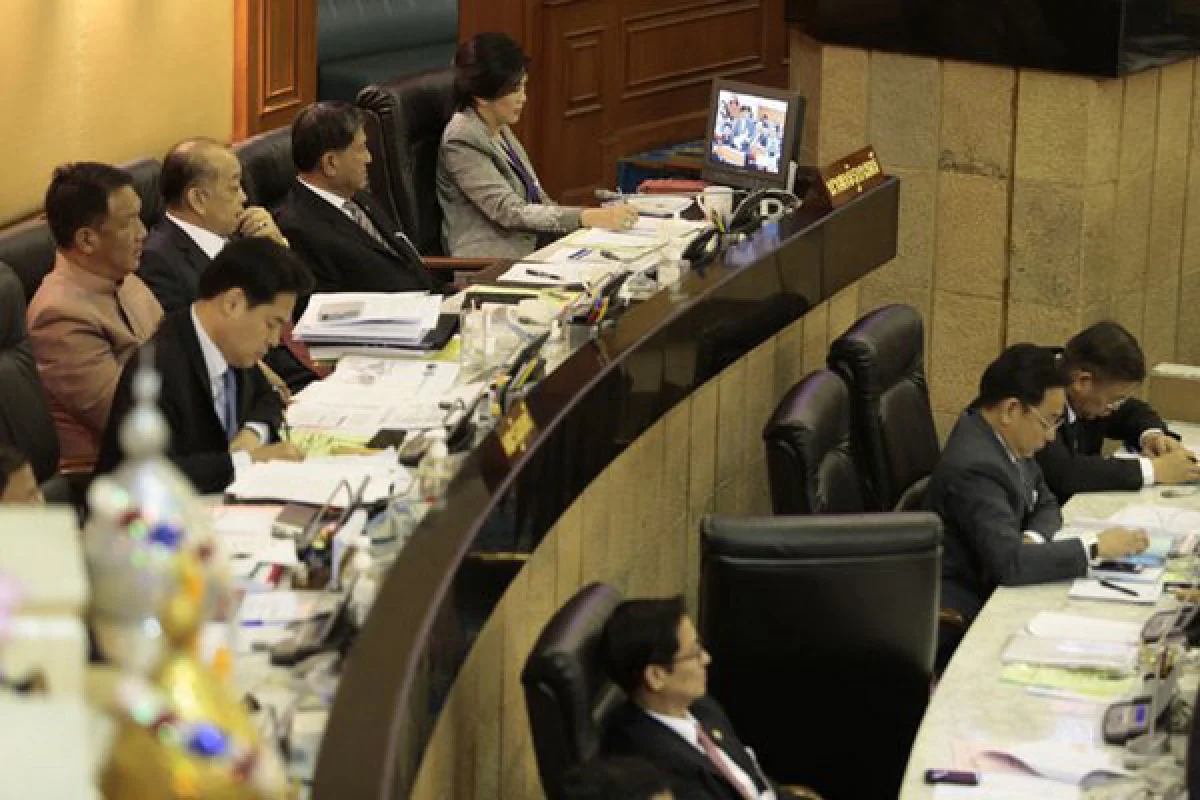 Populist policies: Yingluck's worse than Thaksin