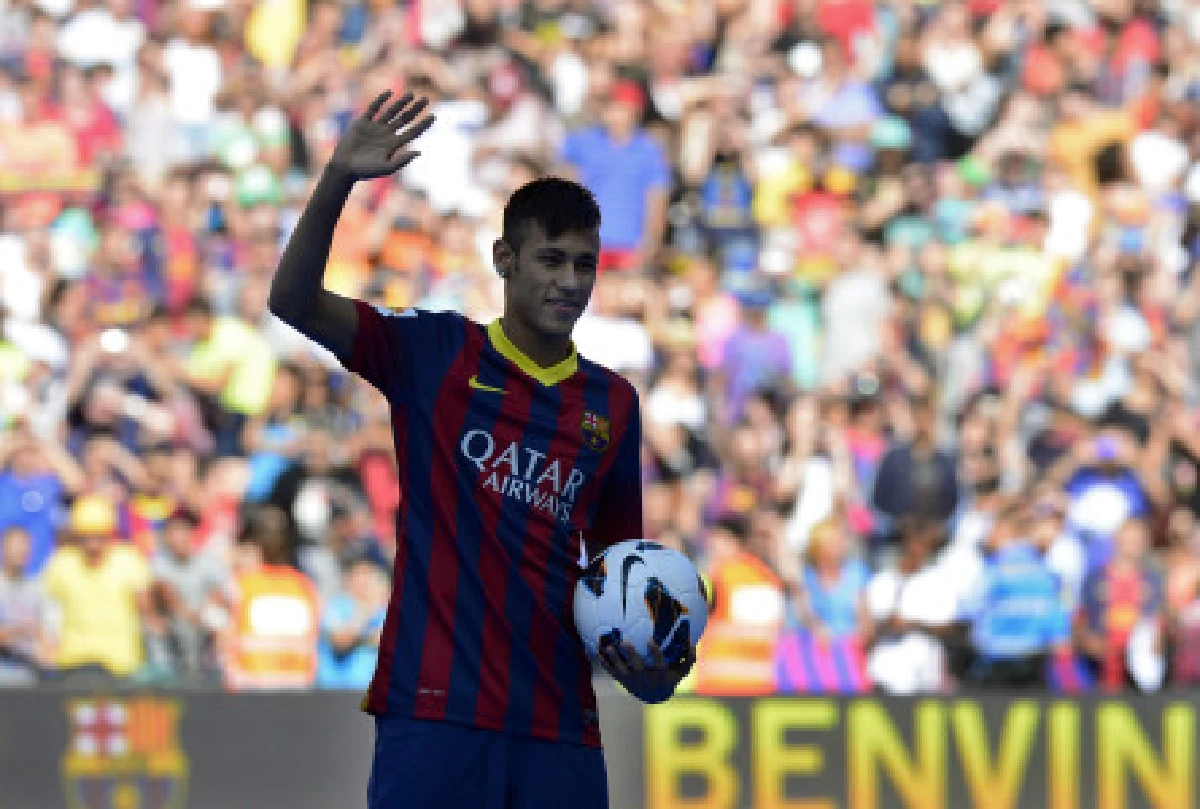 บาร์ซาเปิดตัว"เนย์มาร์"อย่างเป็นทางการ