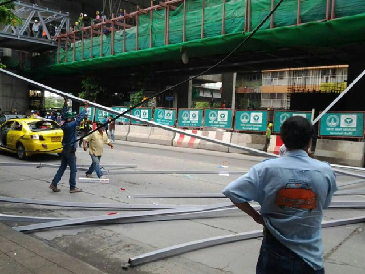 MRTA Purple line accident injures 5