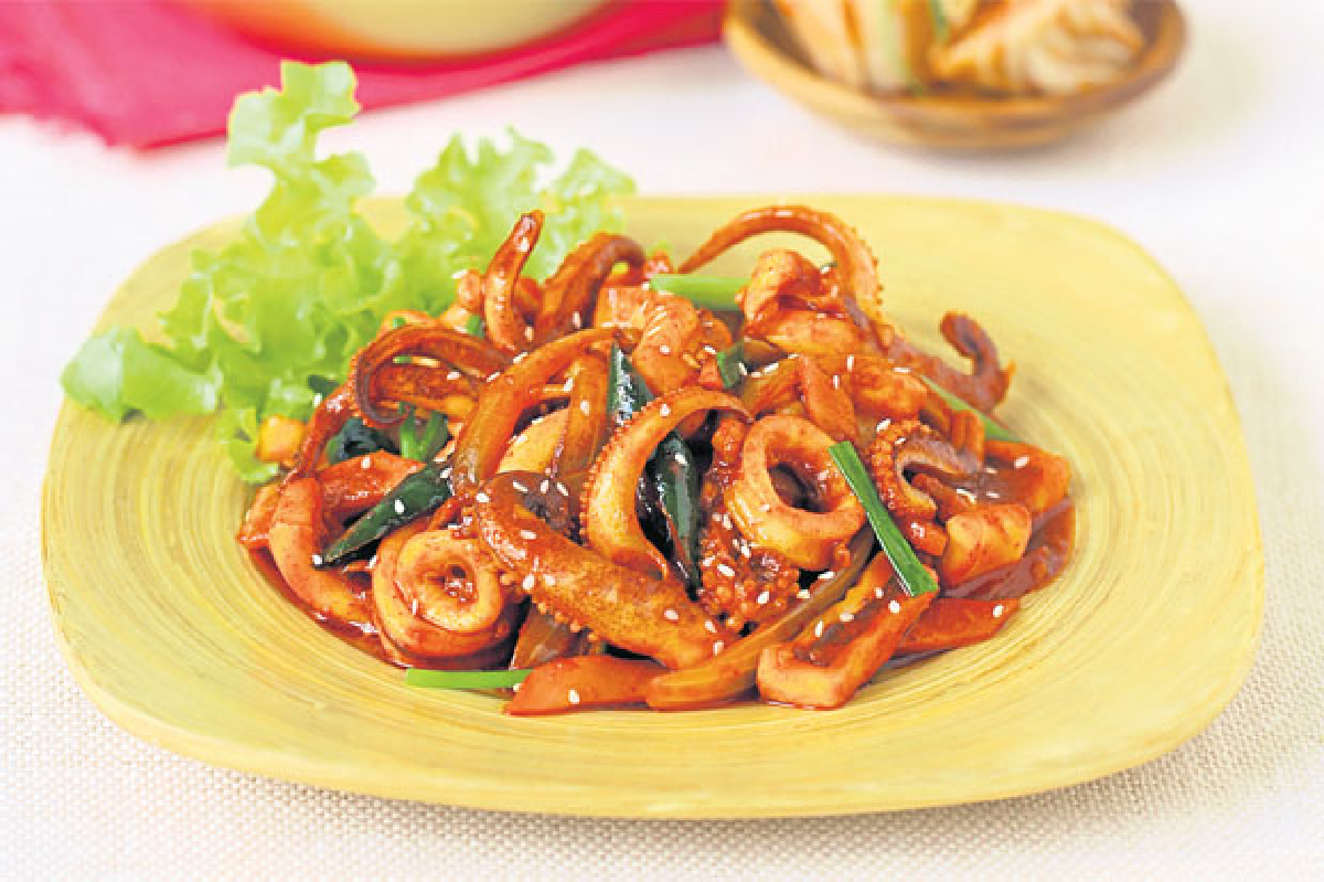มาชิ โซยอ (อร่อย!) เกาหลีที่บ้านเรา (ตอนที่ 6) ปลาหมึกผัดซอสโกจูจัง มาชิ โซยอ (อร่อย!) เกาหลีที่บ้านเรา (ตอนที่ 6) ปลาหมึกผัดซอสโกจูจัง