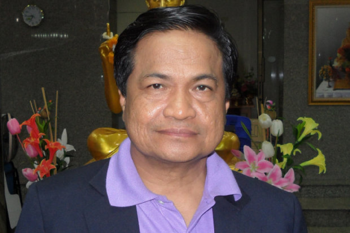 ตำรวจเร่งหามือชกหน้าภิญโญโหรดัง ตำรวจเร่งหามือชกหน้าภิญโญโหรดัง