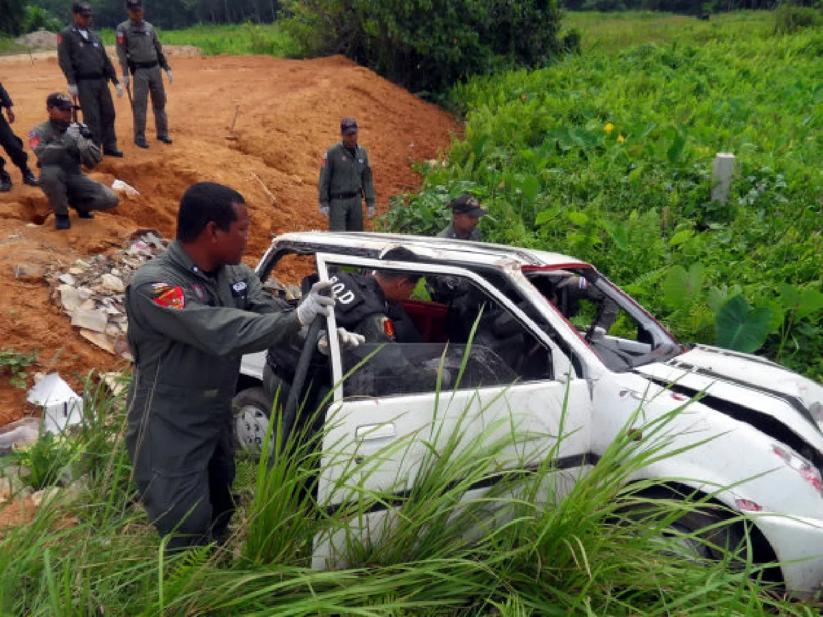 บึ้มหน้ารพ.จะแนะตาย 2 เจ็บ 3 ราย