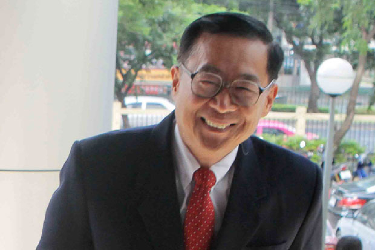 เหวงปูดกองทัพประชาชนมีแผนอุ้มนายกฯ เหวงปูดกองทัพประชาชนมีแผนอุ้มนายกฯ