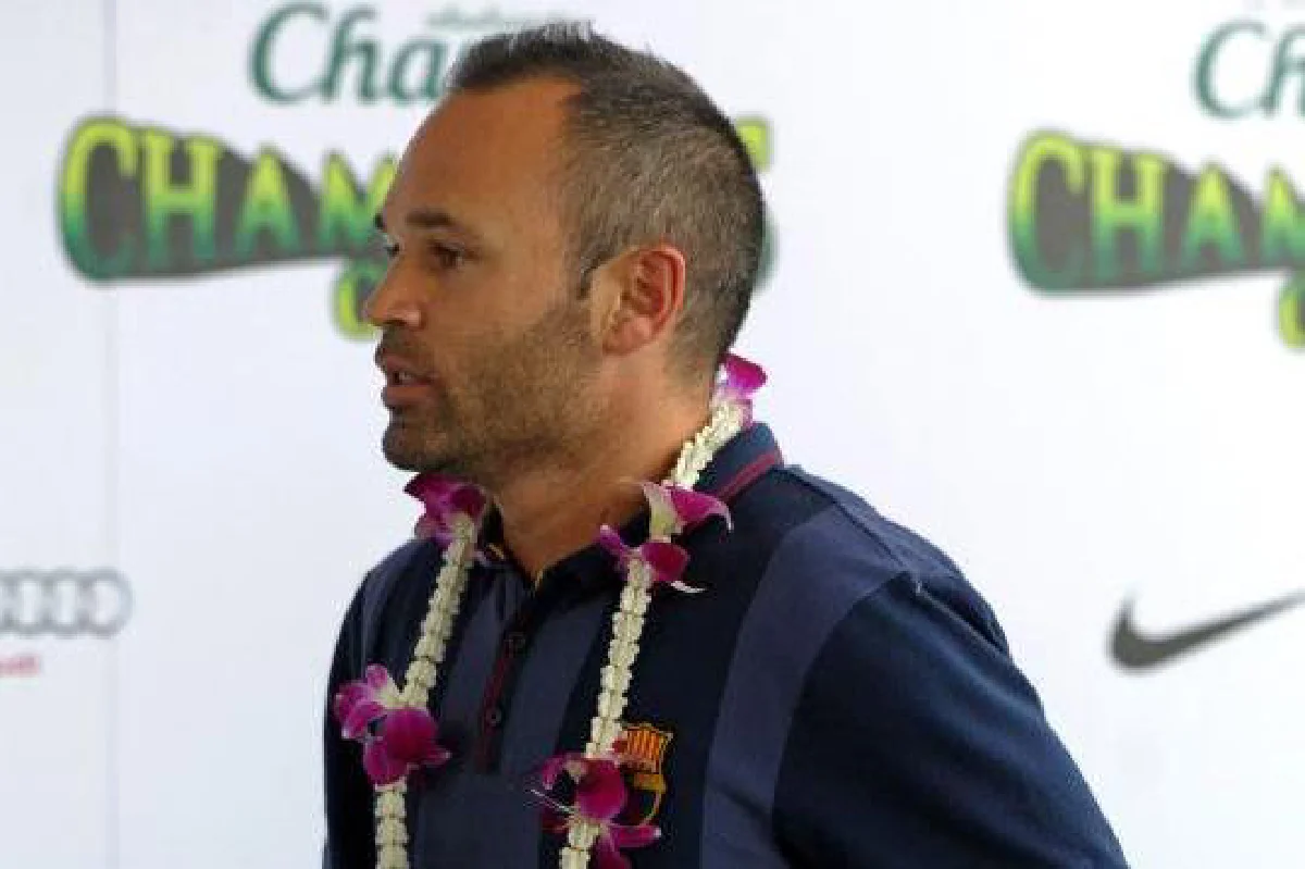 เมสซีนำทัพนักเตะบาร์ซาถึงไทยแล้ว