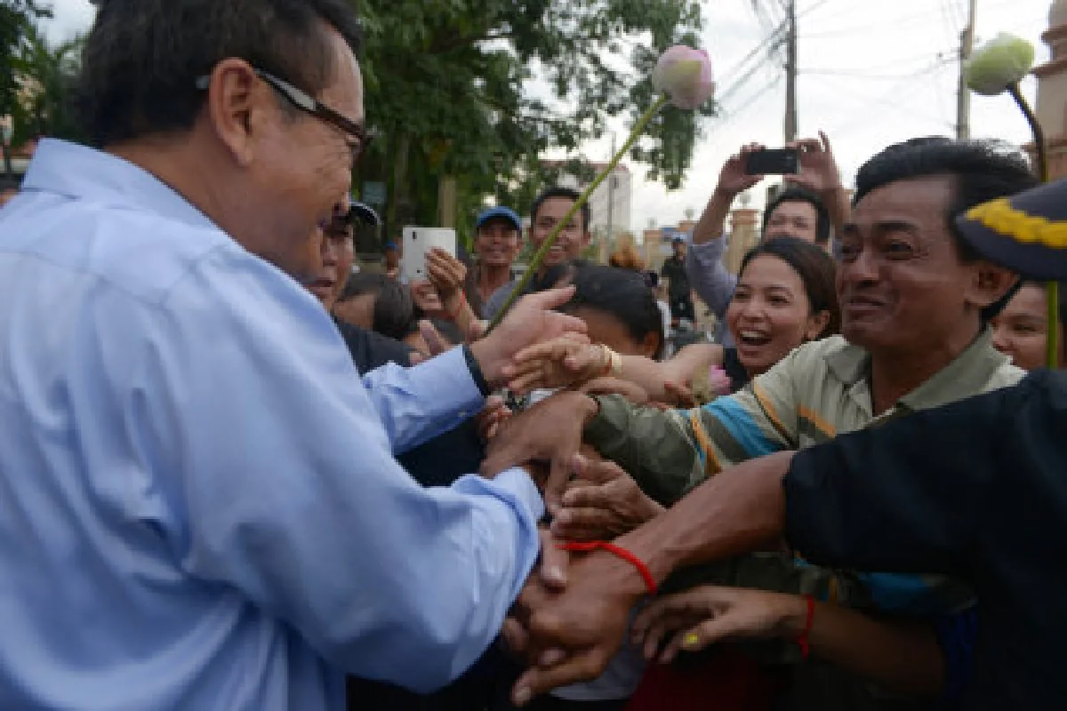 สมรังสี ปลุกม็อบค้านผลเลือกตั้งเขมร