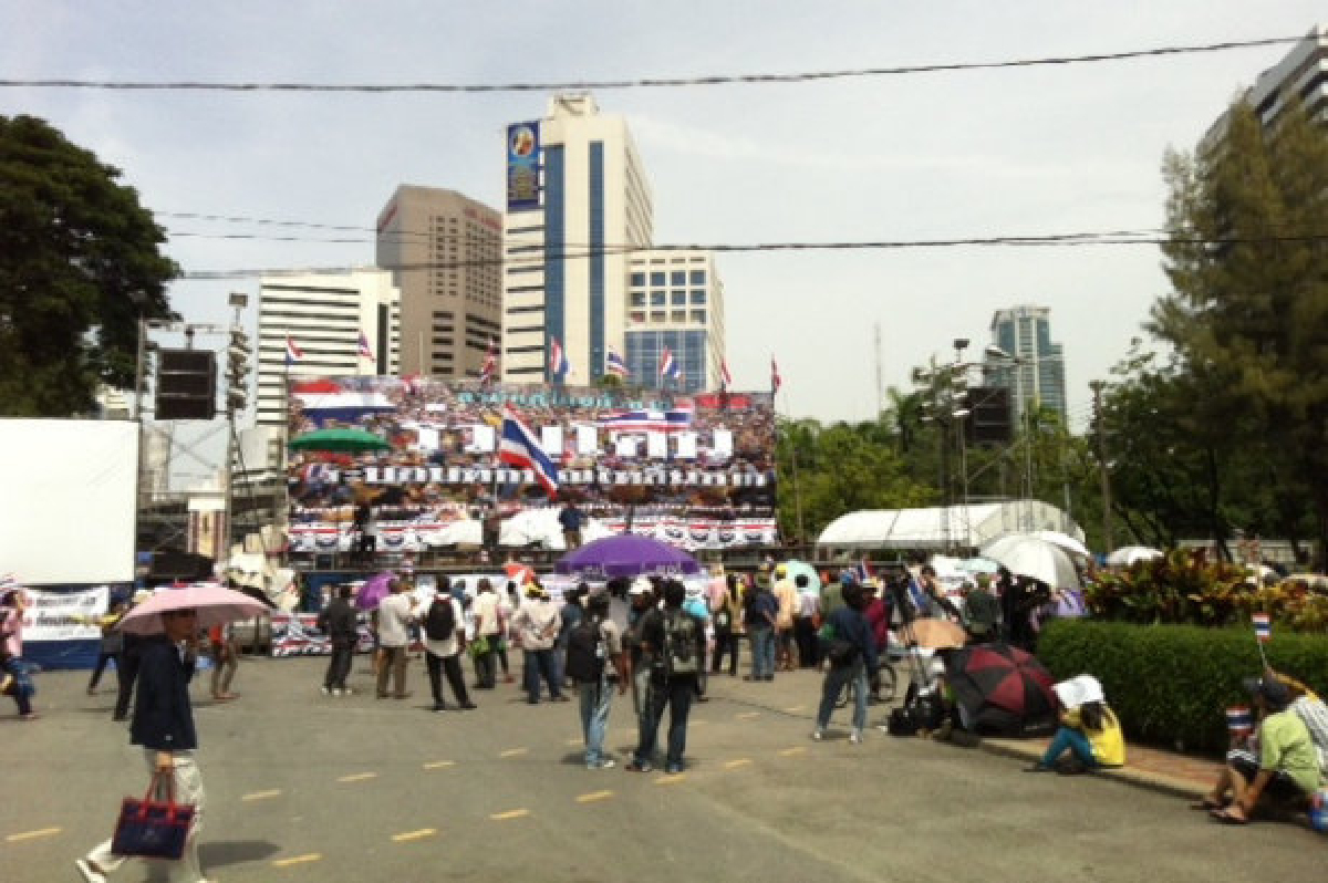 กปท.ปักหลักสวนลุมฯไม่เคลื่อนไปไหน กปท.ปักหลักสวนลุมฯไม่เคลื่อนไปไหน