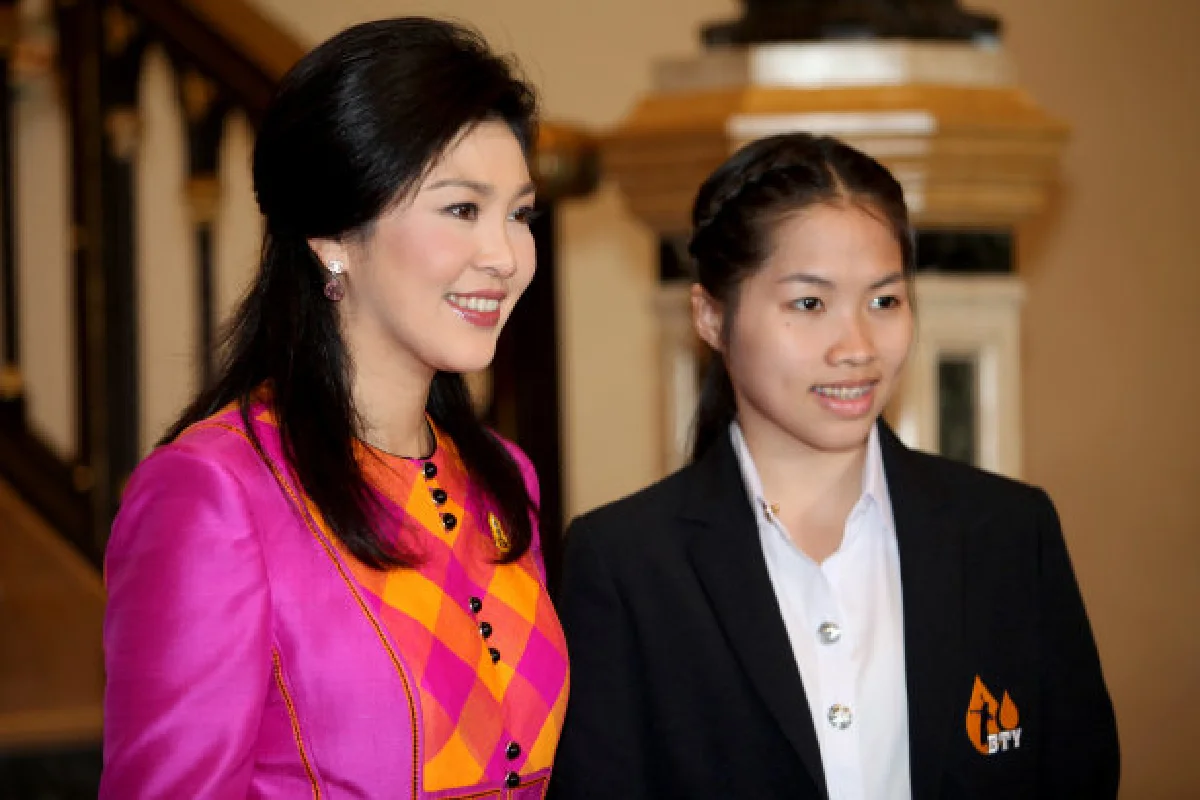 น้องเมย์สุดปลื้มได้นั่งเก้าอี้นายกฯ