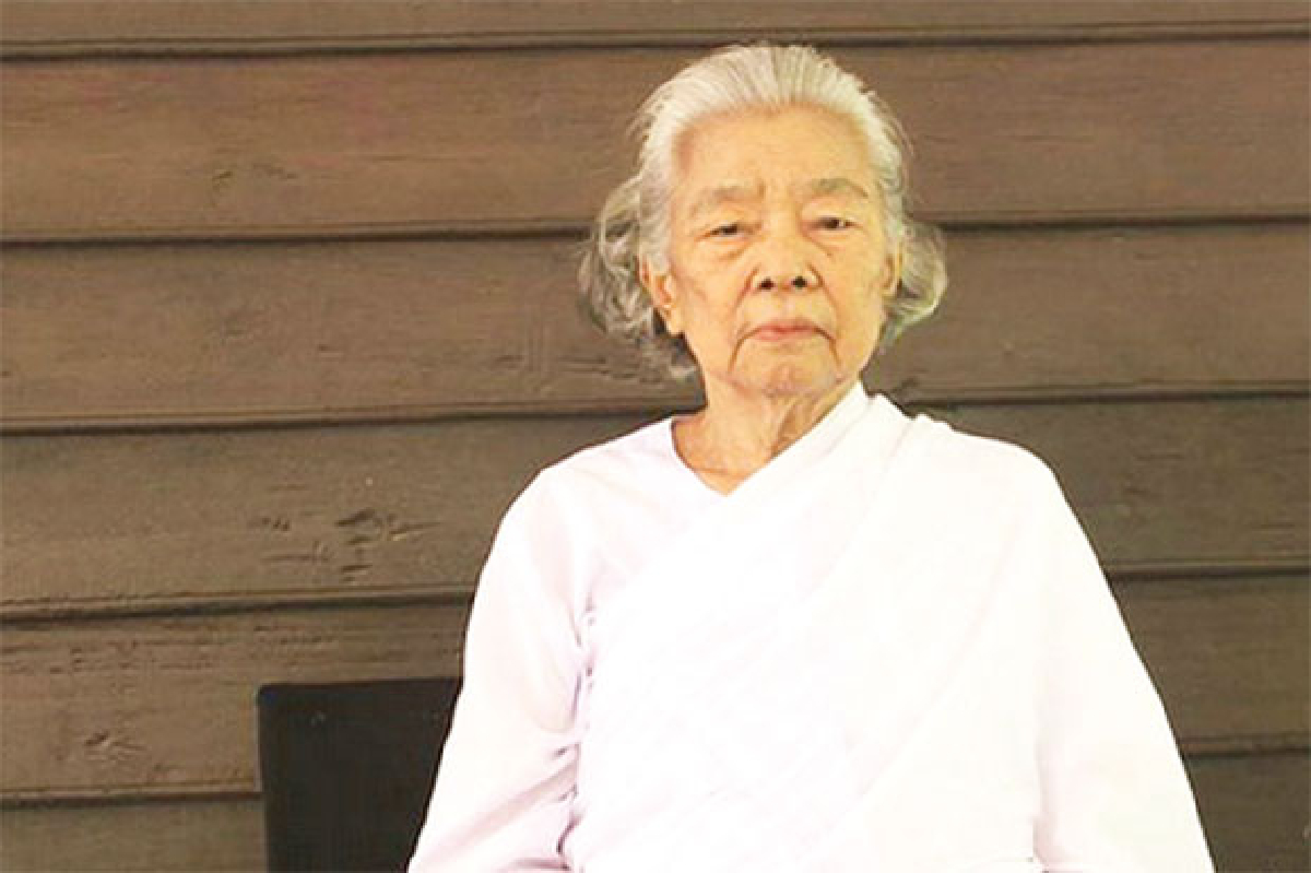 คุณแม่จันดี โลหิตดี คุณแม่จันดี โลหิตดี