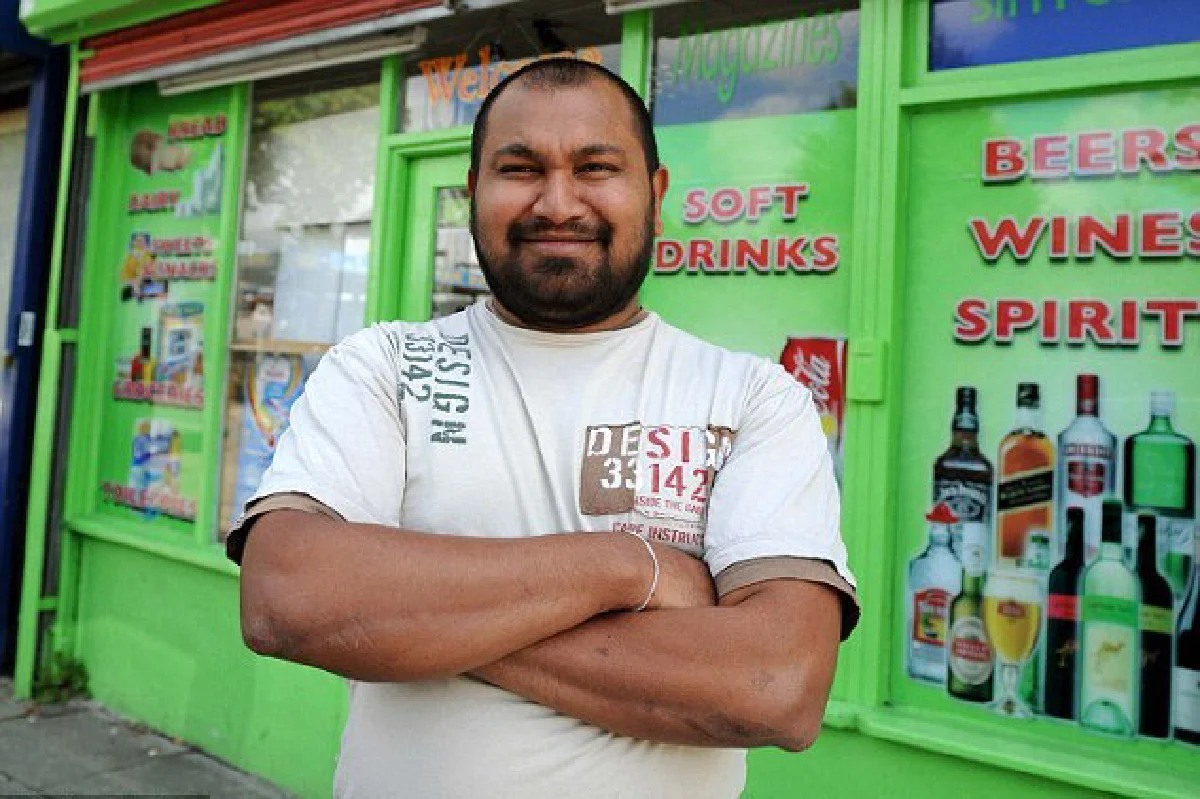 เจ้าของร้านใจเด็ด!ใช้ขวดเหล้าสู้โจร