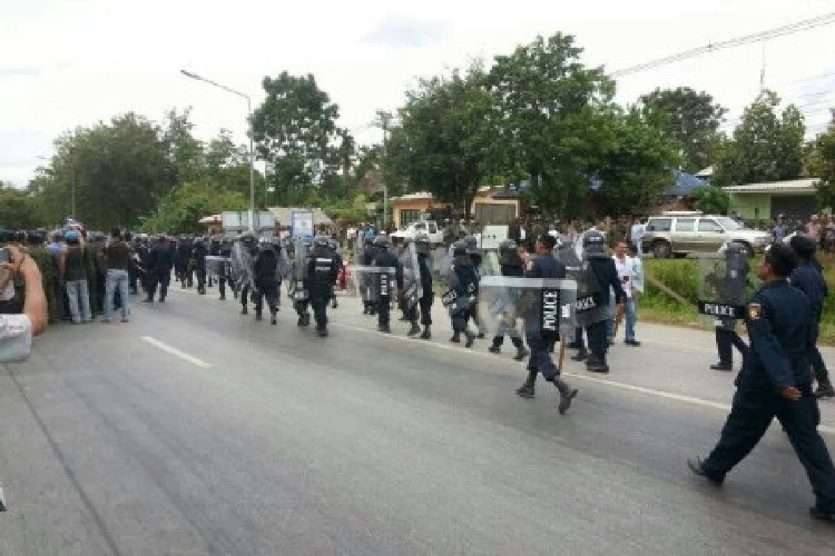 ปะทะเดือดสลายม็อบสวนยางเจ็บระนาว