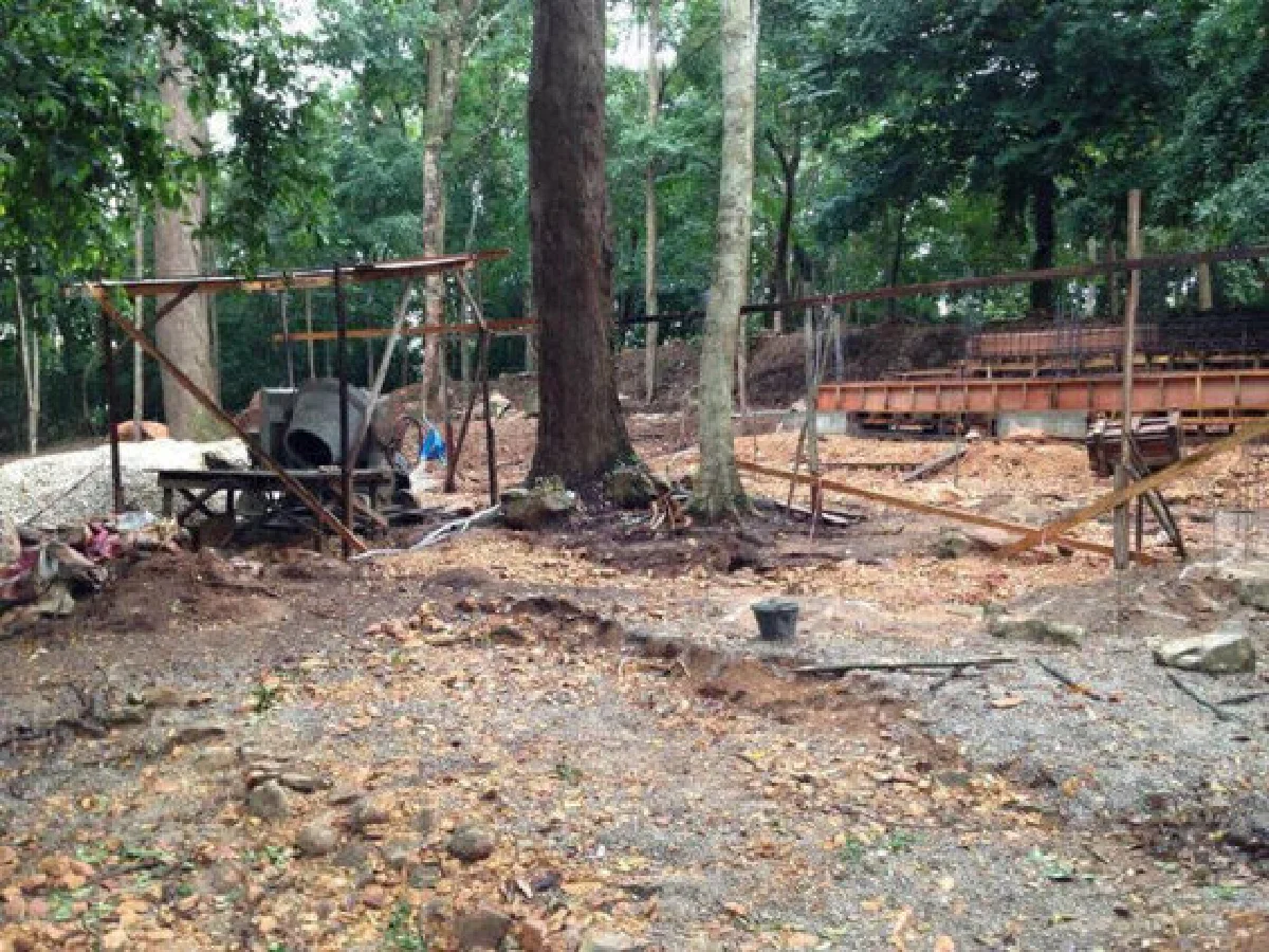 สวนโมกข์ระอุ!!สงฆ์แตก-สั่งสร้างสิ่งทันสมัย