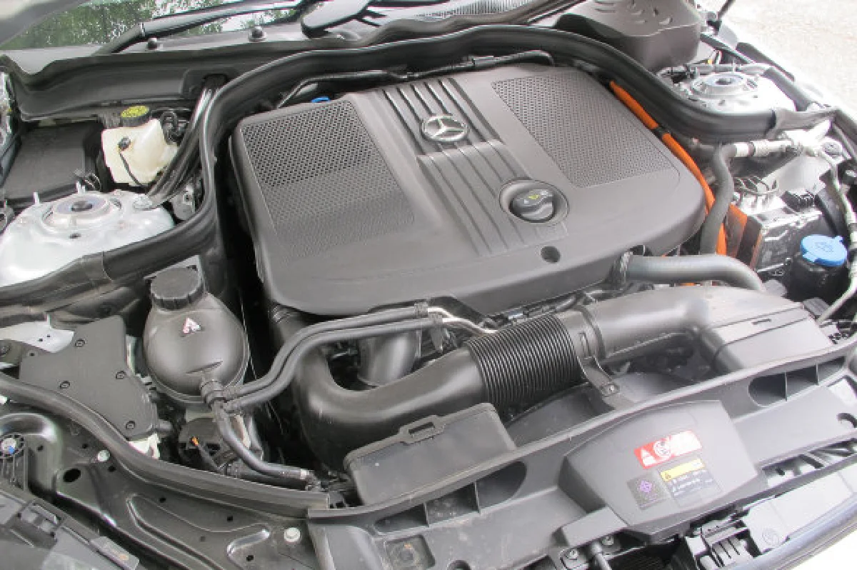 ลองขับ"เบนซ์อี300"ดีเซลไฮบริด