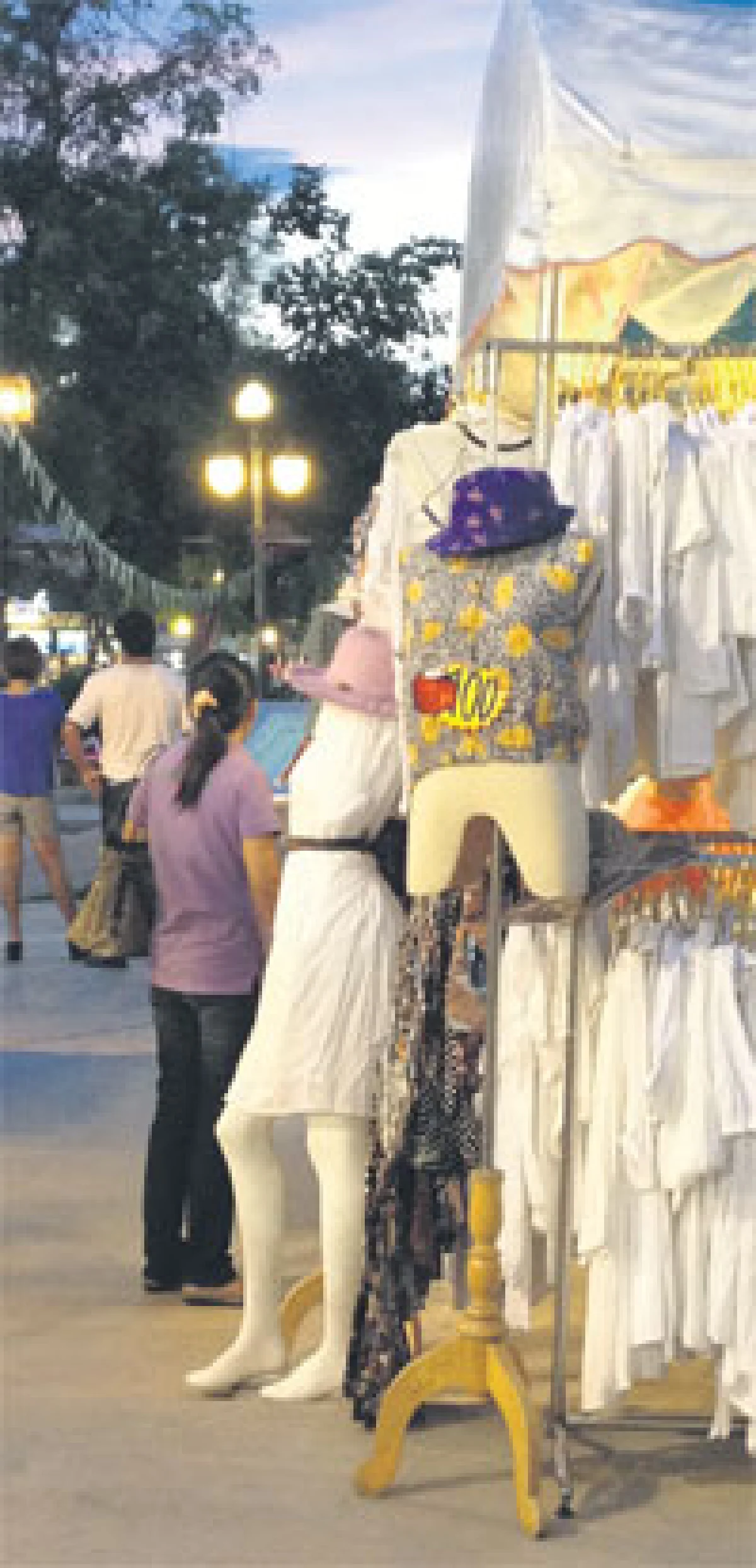 ‘ตลาดนัดต้นตาล’ ศูนย์รวมศิลปะแนวๆ เมืองขอนแก่น