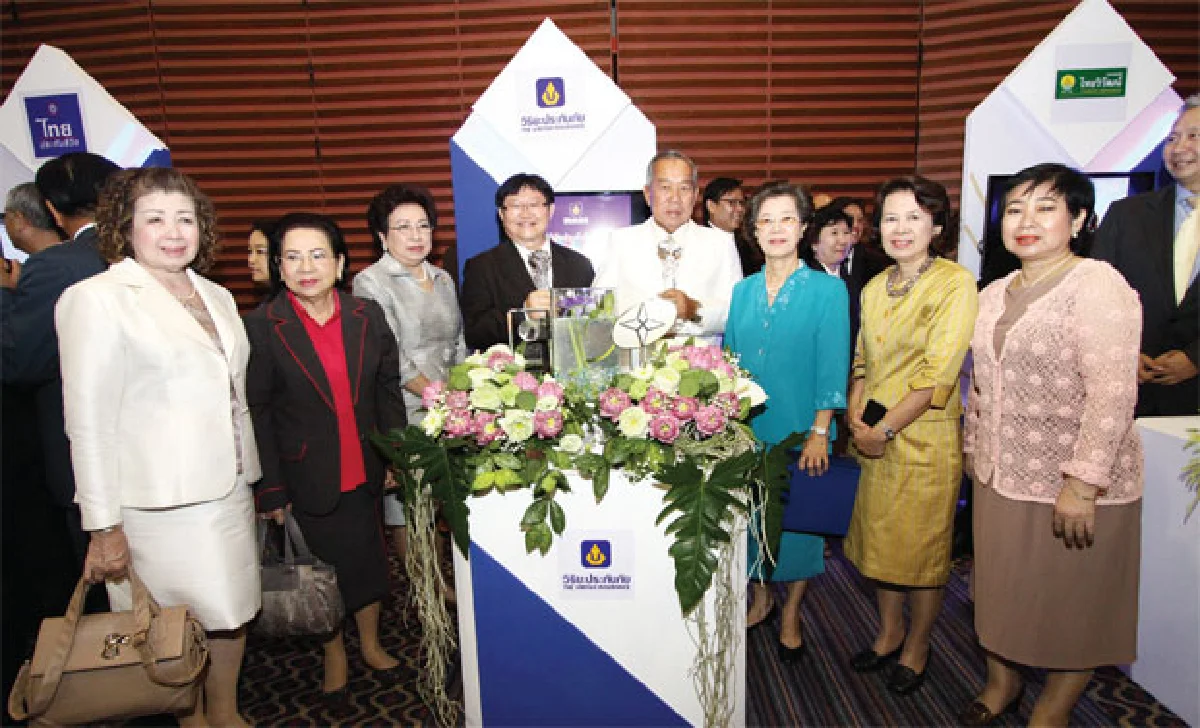 โบแดง วิริยะ คว้าประกันภัยดีเด่น