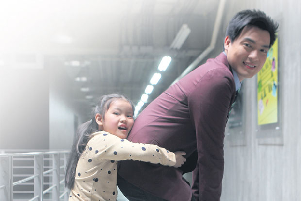 ณัชชา & ตาตั้น ลูกไม้ไม่ไกลต้น ณัชชา & ตาตั้น ลูกไม้ไม่ไกลต้น