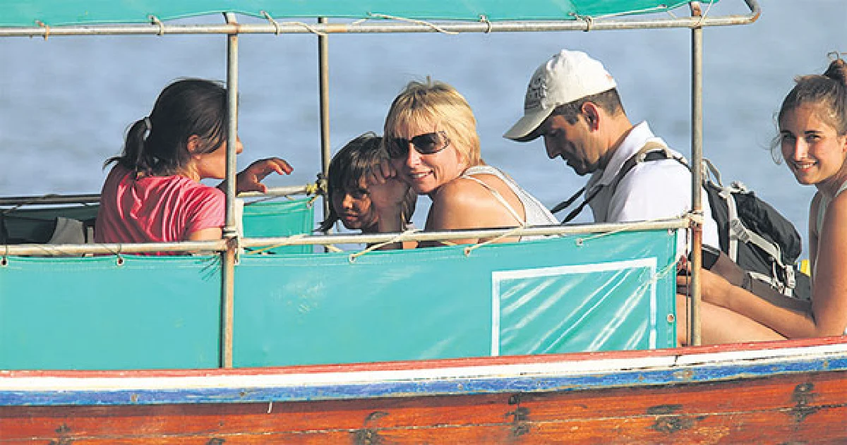 หอยรากที่เกาะกลาง