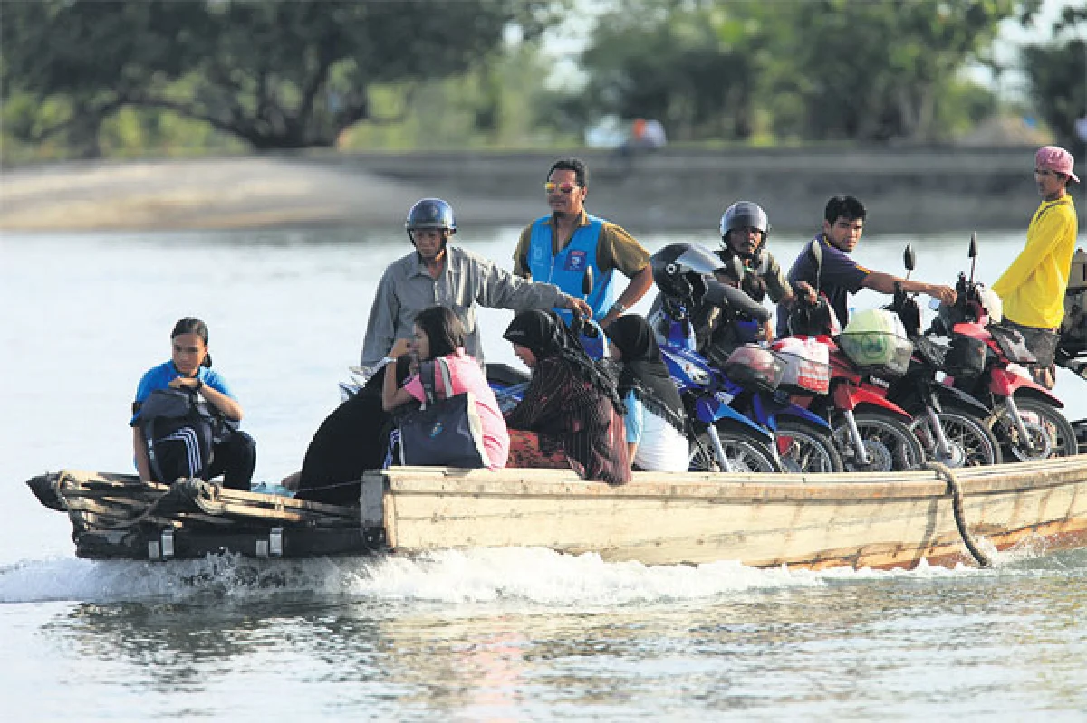 หอยรากที่เกาะกลาง