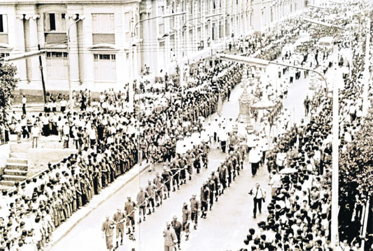 สมเด็จฯ ป๋า จากสองพี่น้อง สุพรรณบุรี สมเด็จพระสังฆราชพระองค์ที่ 17