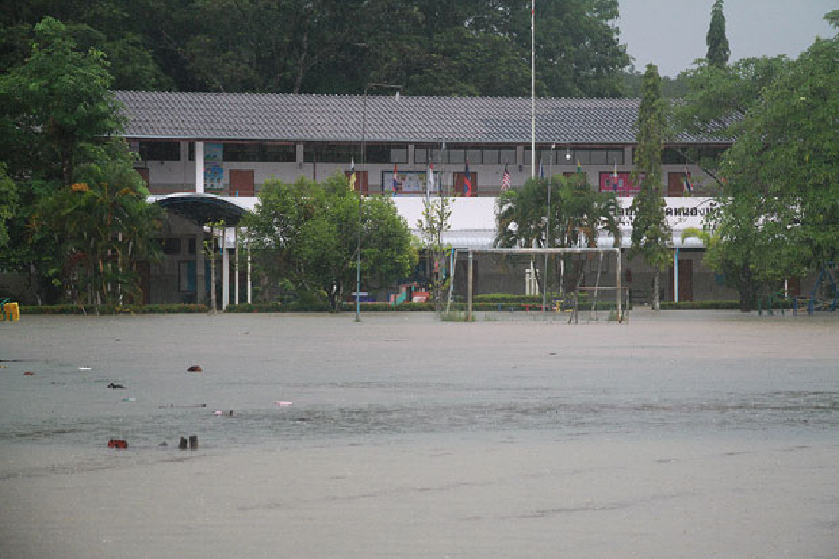 หลายจังหวัดภาคกลาง-ตะวันออกฝนหนัก กทม.ฝน100% หลายจังหวัดภาคกลาง-ตะวันออกฝนหนัก กทม.ฝน100%