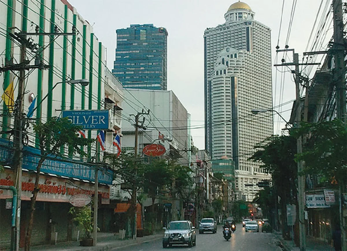 บางรักวันอาทิตย์