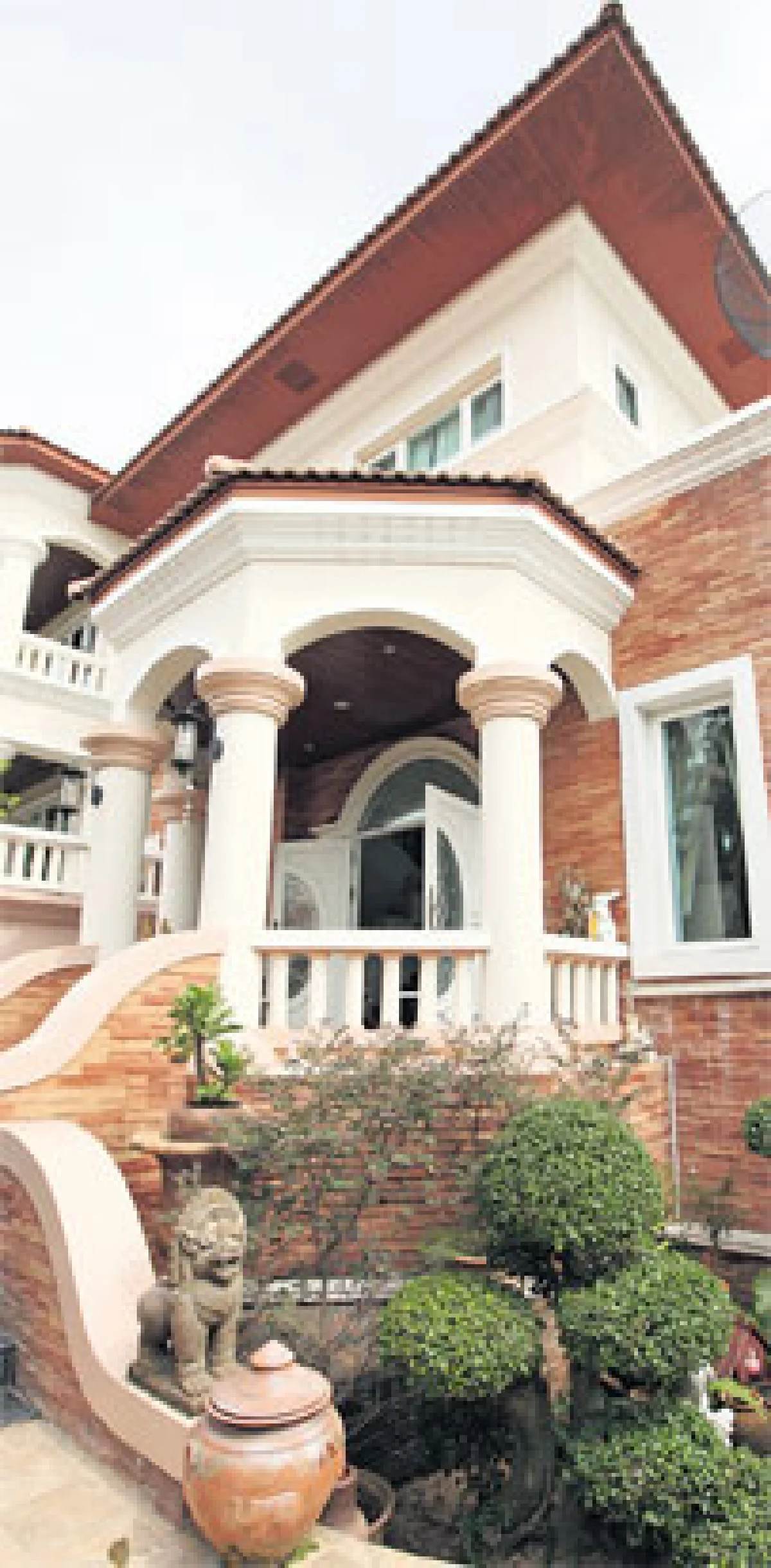 กวาง เอบี นอร์มอล กับบ้านที่ไม่นอร์มอล